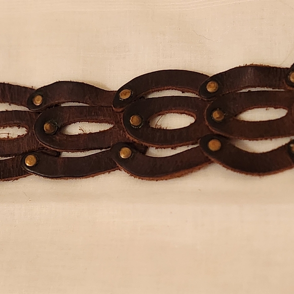 Vintage Leather Belt - Australia - Picture 11 of 14